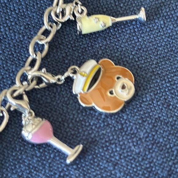 Lily Pulitzer charm bracelet with each charm clips individually interesting - Picture 5 of 17